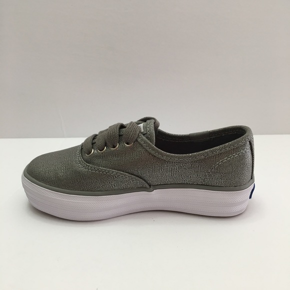 Keds Girls Triple Season Low Top Sneaker Silver - Picture 5 of 7